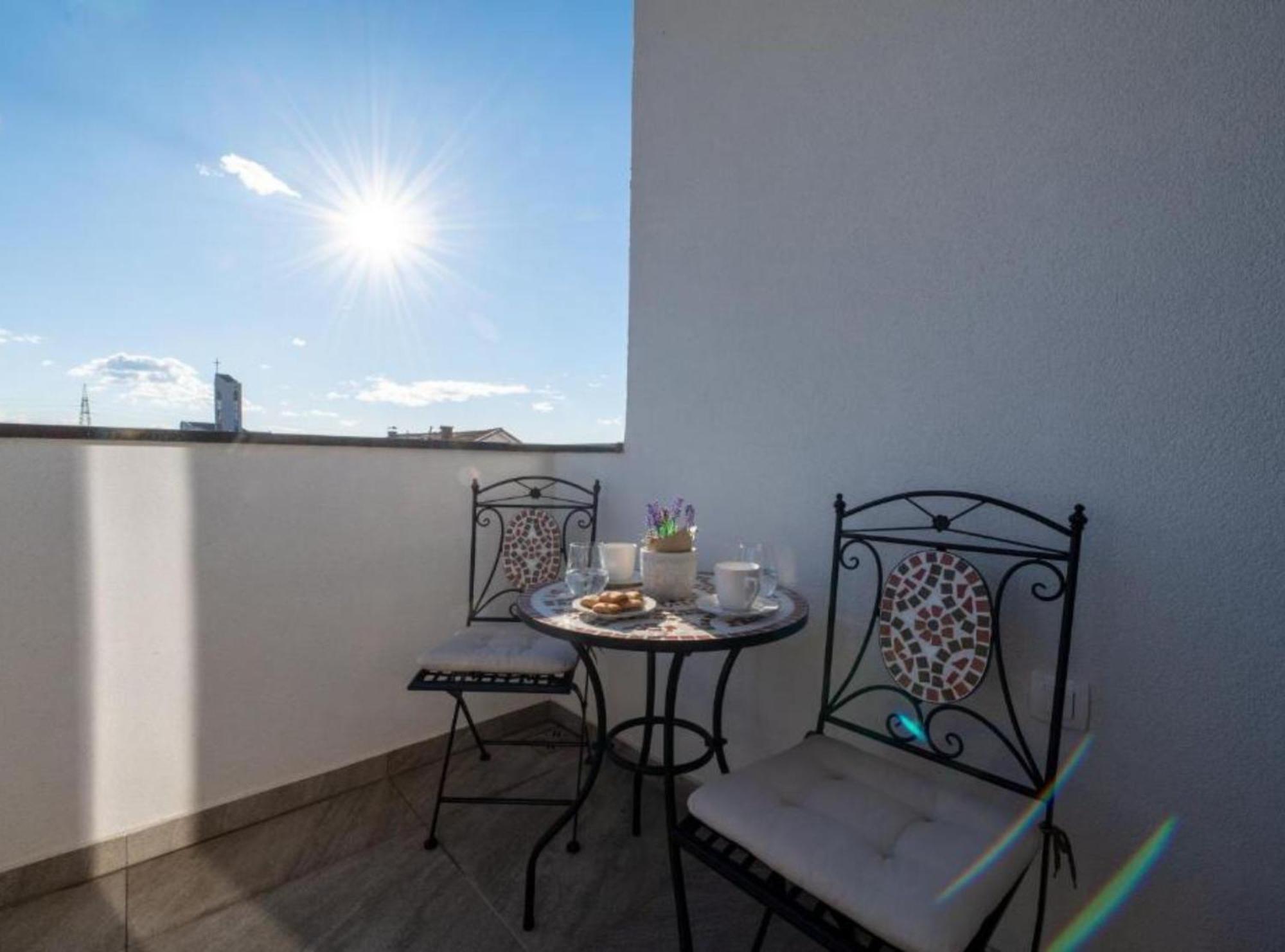 Apartment Kona - Free Parking & Self Check-In Ivanja Reka Экстерьер фото